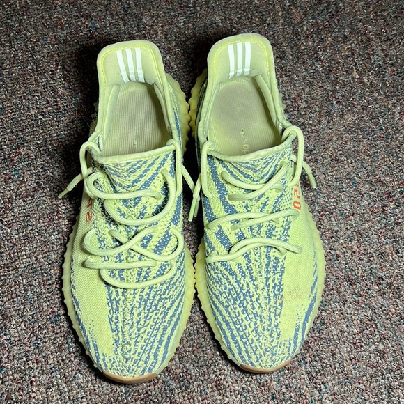 finish line yeezy v2